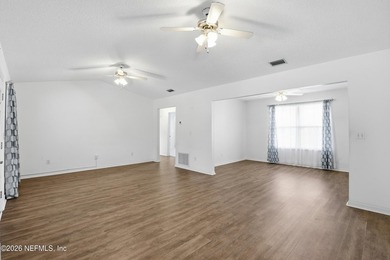 Welcome to this custom built and well loved brick pool home on a - photo 6