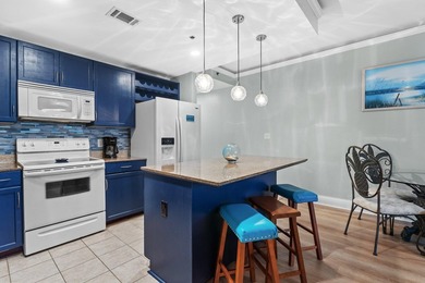 This beautifully updated, turnkey lakeview condo at Laketown - photo 11