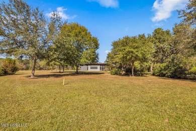 Looking for a 3-bedroom home? This one offers a great solution - photo 6