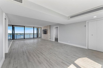 136 Lakeshore Dr T10 - photo 16
