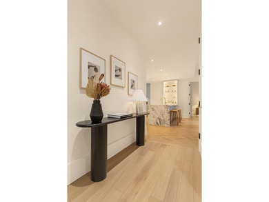 Immediate Occupancy. Timeless Parisian elegance. Endless - photo 17
