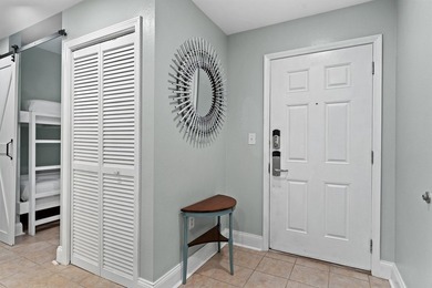 This beautifully updated, turnkey lakeview condo at Laketown - photo 20