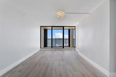 136 Lakeshore Dr T10 - photo 24