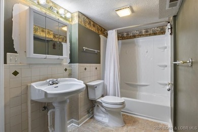 Experience Lake of the Ozarks living at its best in this - photo 25