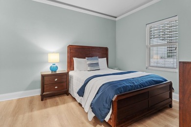 This beautifully updated, turnkey lakeview condo at Laketown - photo 25