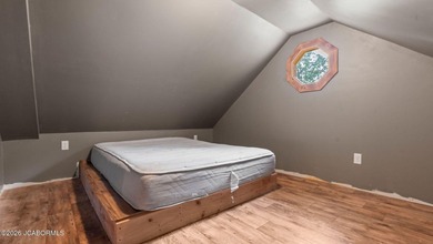 If you're looking for peace, privacy, and room to roam, this - photo 30