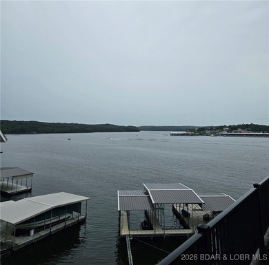 Experience Lake of the Ozarks living at its best in this - photo 31