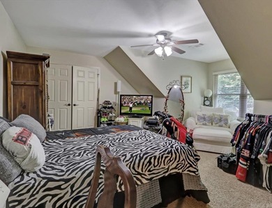 Elegant, Energy-Efficient Home with Bonus Space & Lake Access! - photo 31