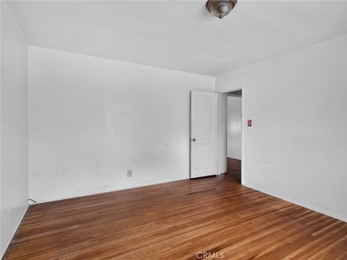 Charming Ventura Westside bungalow offering endless potential in - photo 10