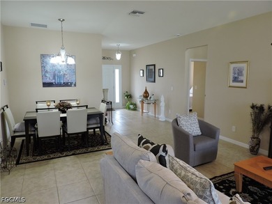 MOVE IN READY AND EXTREMELY CLEAN! PICTURE PERFECT! ~ This - photo 10