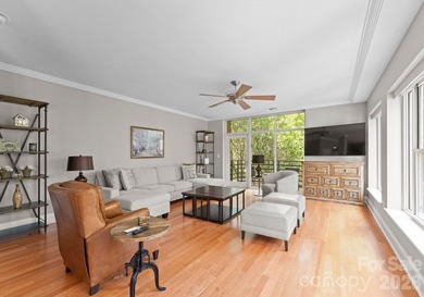 Live in the heart of Uptown Charlotte in this beautiful, sunny - photo 18