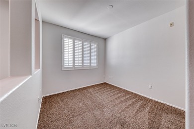 Prime Henderson location! Beautifully 3 bed/den 2 bath