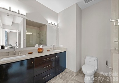 Live in the heart of Uptown Charlotte in this beautiful, sunny - photo 28