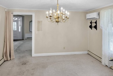 **AUCTION** List price is current high bid only. Final selling - photo 42