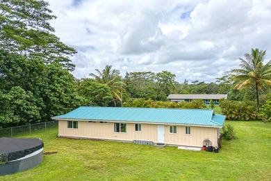 Experience the best of Hawaii living in this inviting 3-bedroom - photo 6
