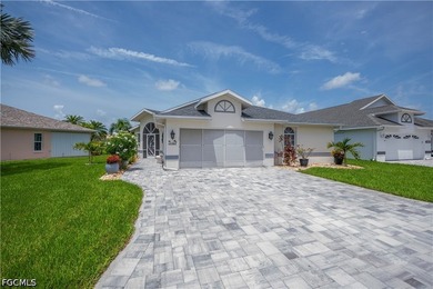 Welcome to 17751 Pineapple Palm Court, a beautifully maintained - photo 3
