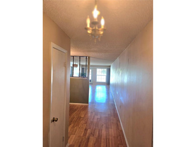Calling all seniors 55 +? This first-floor, corner-unit - photo 14