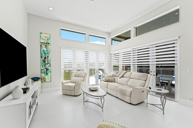 Experience modern luxury in this stunningly renovated 4-bedroom - photo 20