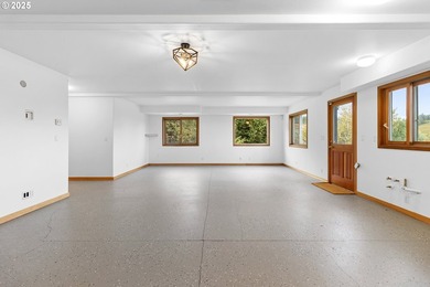 Oregon Vineyard Property is pleased to present this historically - photo 21