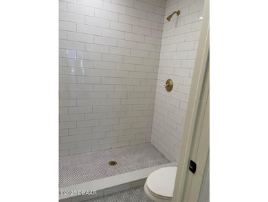 This beautiful Pad Split Portfolio is performing at a superior - photo 22