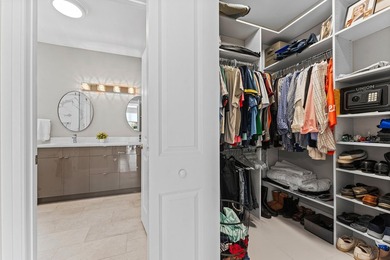 Experience modern luxury in this stunningly renovated 4-bedroom - photo 29