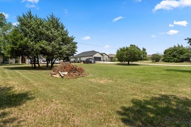 BEAUTIFULLY LANDSCAPED HOME ON 4 LOTS AT THE HEART OF THE LAKE - photo 38
