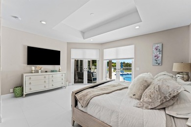 Experience modern luxury in this stunningly renovated 4-bedroom - photo 38