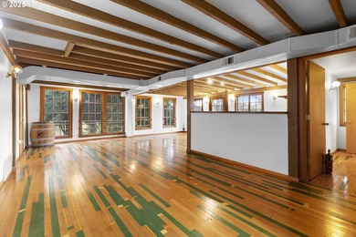Oregon Vineyard Property is pleased to present this historically - photo 38