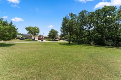 BEAUTIFULLY LANDSCAPED HOME ON 4 LOTS AT THE HEART OF THE LAKE - photo 42