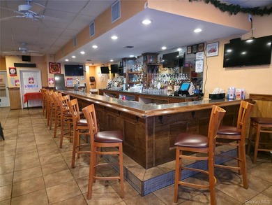 Here is the chance to acquire a successful, turnkey bar - photo 1