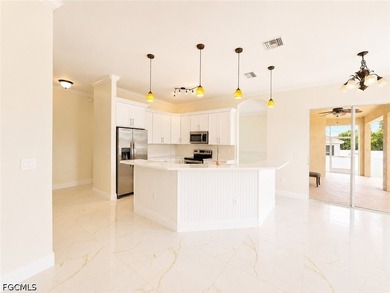 Welcome to this beautifully remodeled 2,132-square-foot home - photo 8
