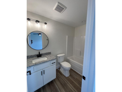 Great opportunity to own a brand new home conveniently located - photo 13
