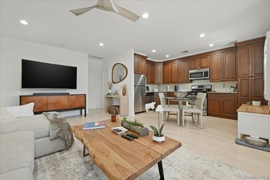 Welcome to 18 Clark Street Long Beach This home is located on - photo 14