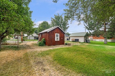 Very clean 3-bedroom, 1-bath home in a quiet neighborhood near - photo 33