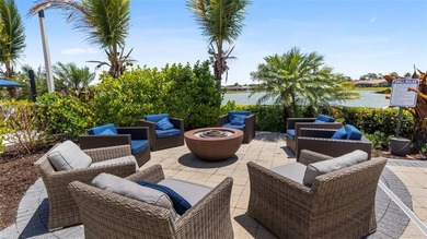 Welcome to this beautifully designed Tuscan-style Bayport villa - photo 36