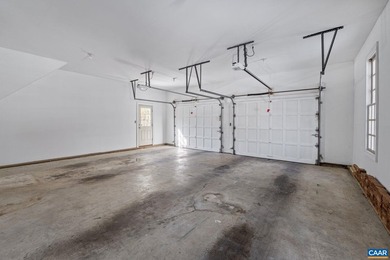 Great location in Glenmore. End of the cul de sac with a - photo 41