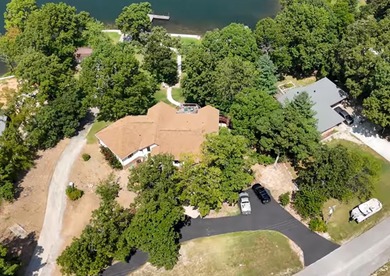 Spacious Custom Lakefront Home...On two of the best Crown Lake - photo 7