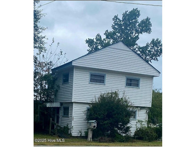 Trent River Home For Sale in New Bern North Carolina