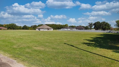 Fabulous opportunity on this 1.00 acre lot with ample space to - photo 13