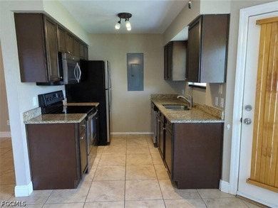 *DUPLEX INVESTMENT OPPORTUNITY IN DESIRABLE SW CAPE CORAL!* - photo 6
