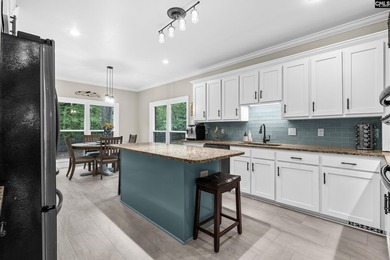 Nestled in the sought after Sheffield neighborhood, this - photo 10