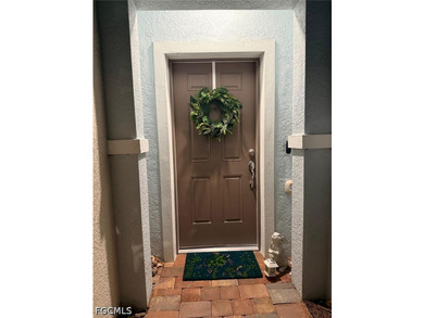 Welcome to this beautifully maintained two-story townhome - photo 4