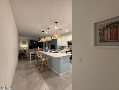 Welcome to this beautifully maintained two-story townhome - photo 6