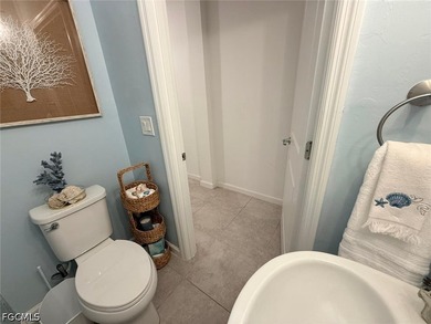 Welcome to this beautifully maintained two-story townhome - photo 8