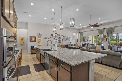 Welcome to this exceptional 5-bed luxury estate in Sorrento - photo 12