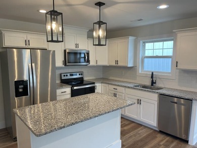 Lake Cumberland Marina Area 4 BD 3 Bath Home - photo 13