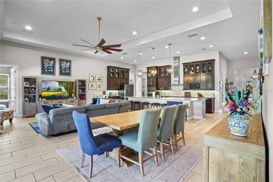 Welcome to this exceptional 5-bed luxury estate in Sorrento - photo 16