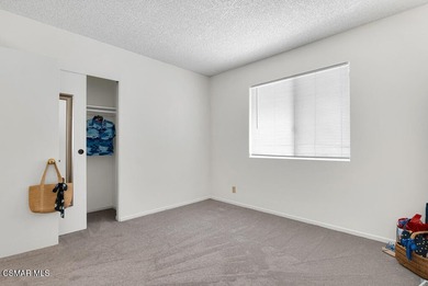 Charming Home with spacious backyard and frontyard Has new paint - photo 17