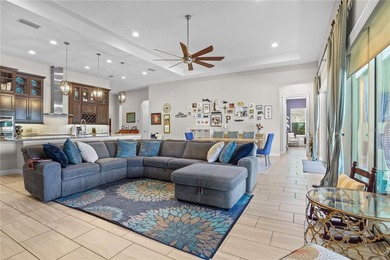 Welcome to this exceptional 5-bed luxury estate in Sorrento - photo 17