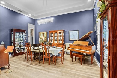 Welcome to this exceptional 5-bed luxury estate in Sorrento - photo 19